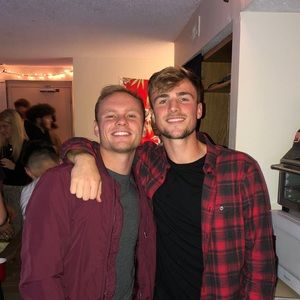 Meet your Posher, Gianni